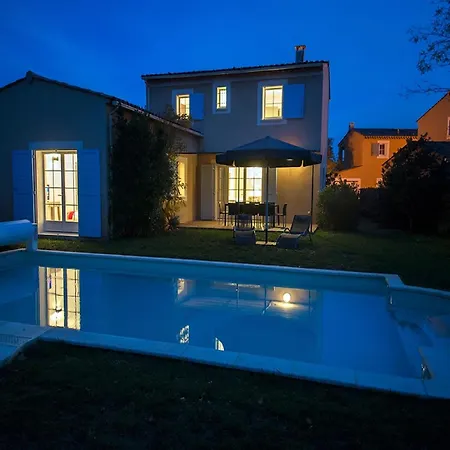 Luxury Provencal Villa With Ac In Charming Lub Ron Region *