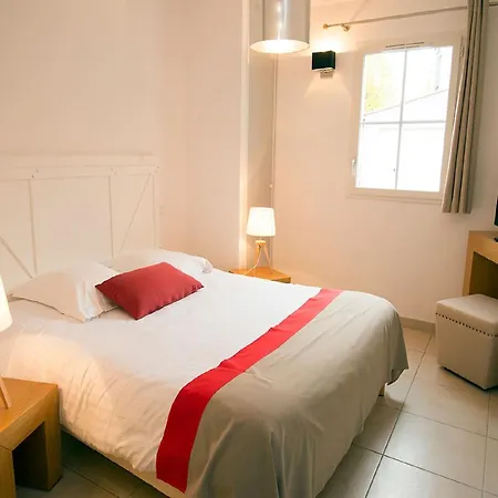 Luxury Provencal Villa With Ac In Charming Lub Ron Region *